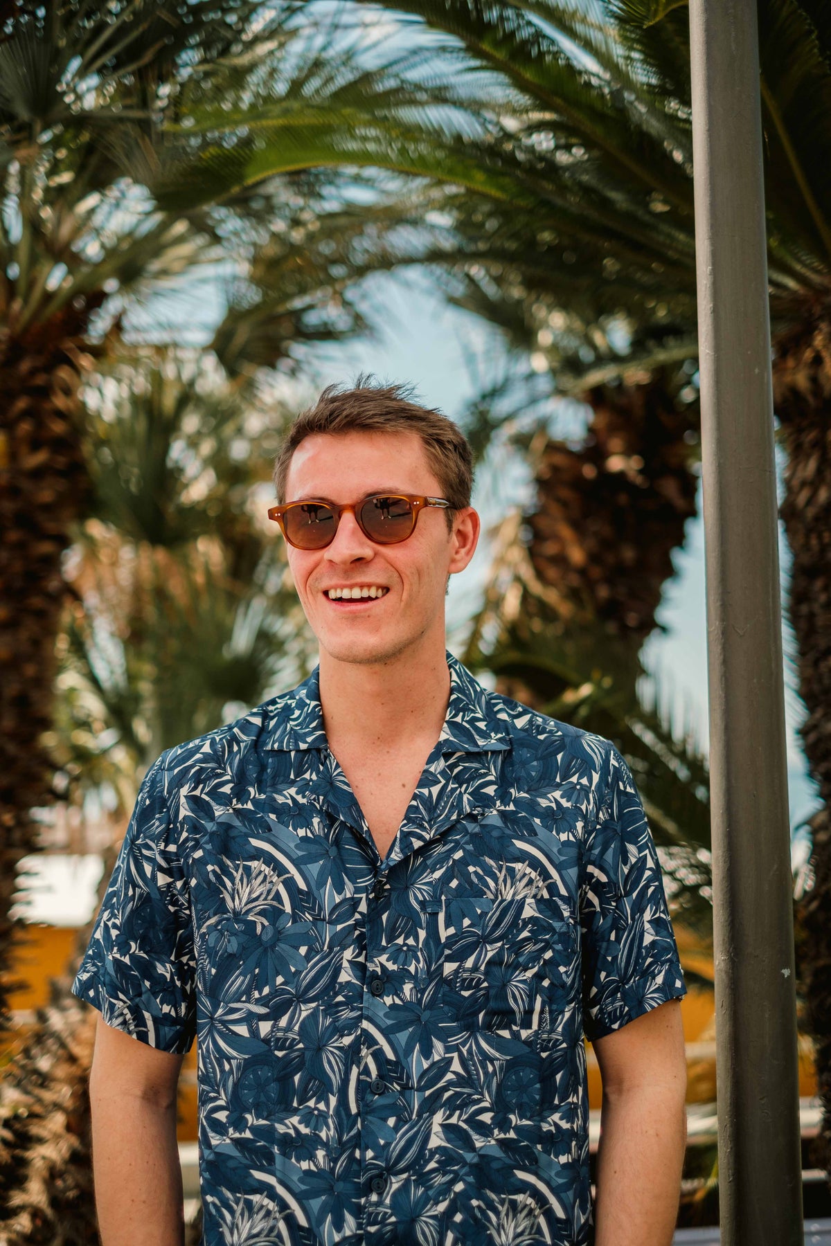 Short-sleeved shirt - Blue floral print