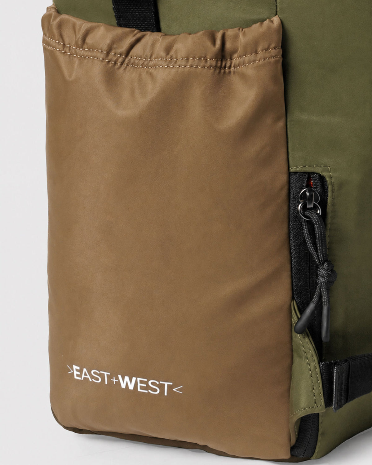 East-West Backpack 24L - Dark Green/Red/Brown
