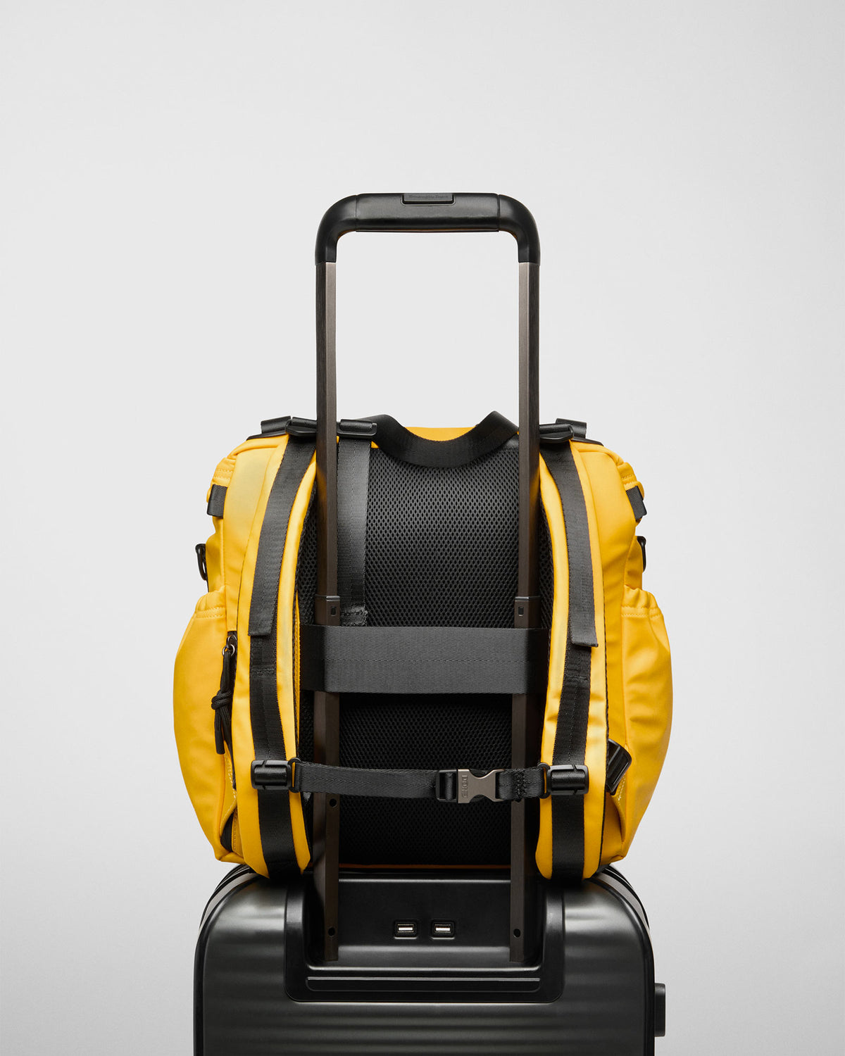 East-West Backpack 20L - Yellow